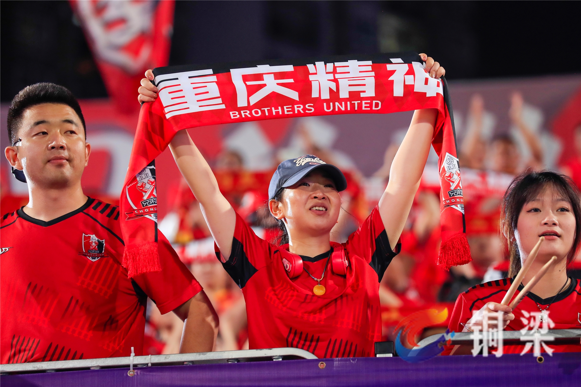 九游娱乐app官网-重庆队球员在赛场上的表现备受瞩目的简单介绍